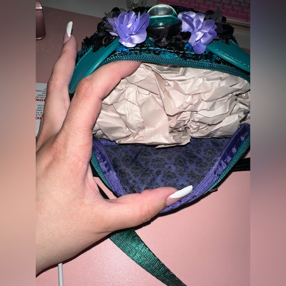 Haunted mansion Lougnefly bag - Picture 2 of 4